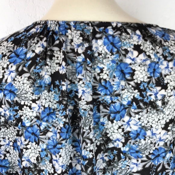 Velvet | Vibrant Floral Blouse - Picture 5 of 7